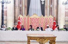 President Aliyev, his spouse attend reception in honor of heads of state and gov’t, attending 13th OIC Summit (PHOTO)