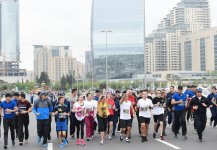 Heydar Aliyev Foundation VP Leyla Aliyeva participates in Baku Marathon 2016