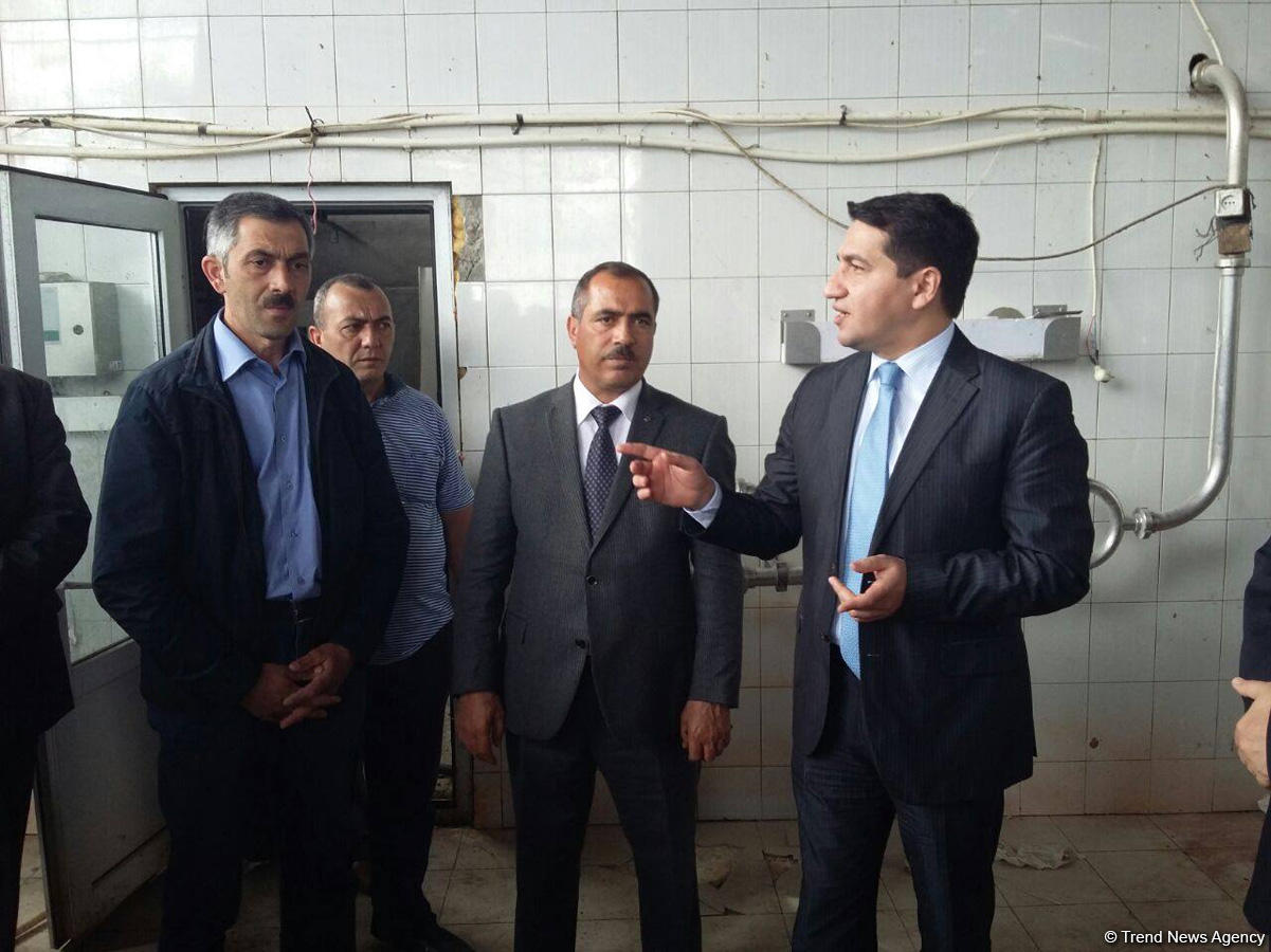 Diplomats visit Azerbaijan’s Aghdam, view houses shelled by Armenians