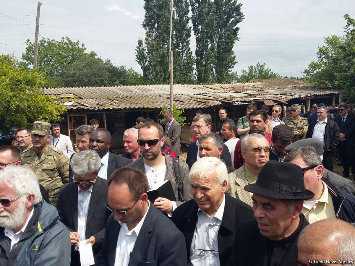 Diplomats visit Azerbaijan’s Aghdam, view houses shelled by Armenians