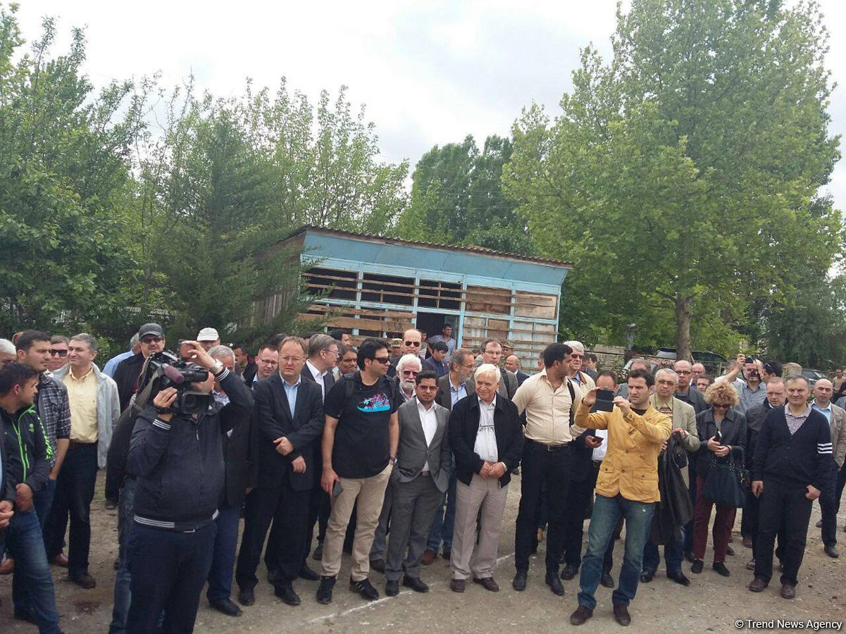 Diplomats visit Azerbaijan’s Aghdam, view houses shelled by Armenians
