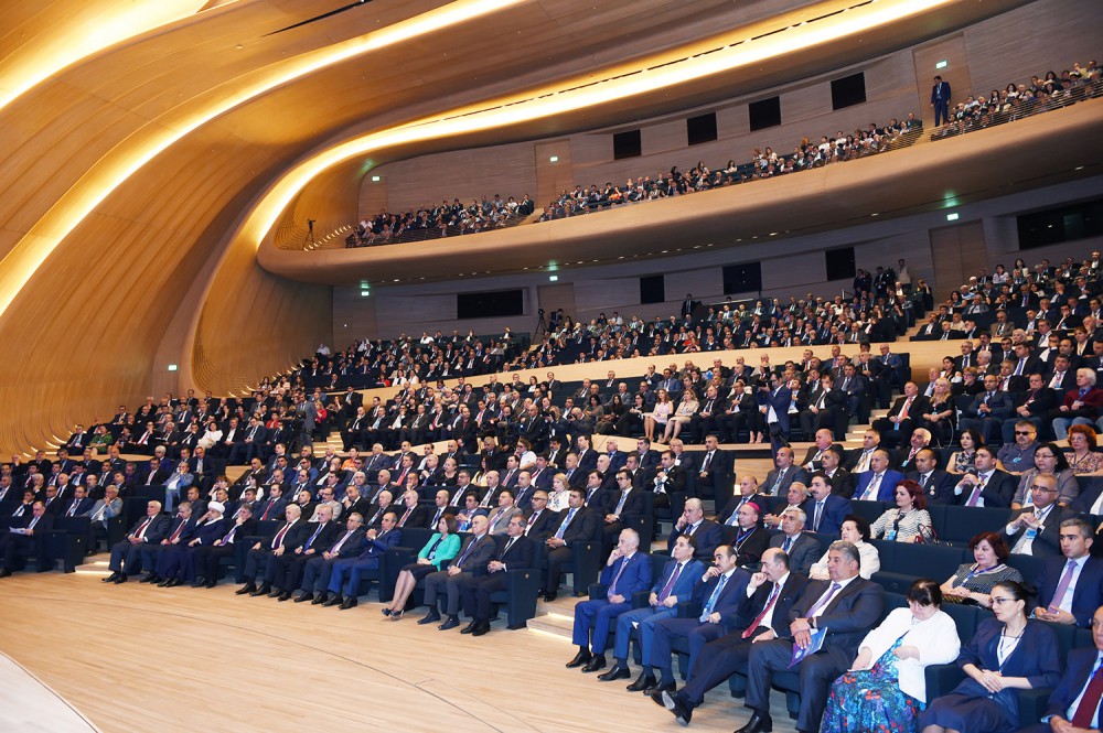 President Aliyev: Conveying Azerbaijani realities to world depends on diaspora as well