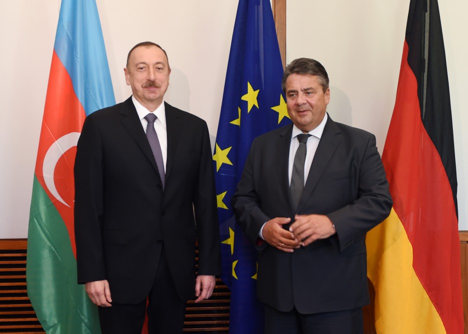 President Ilham Aliyev meets with German vice-chancellor, minister of economic affairs and energy