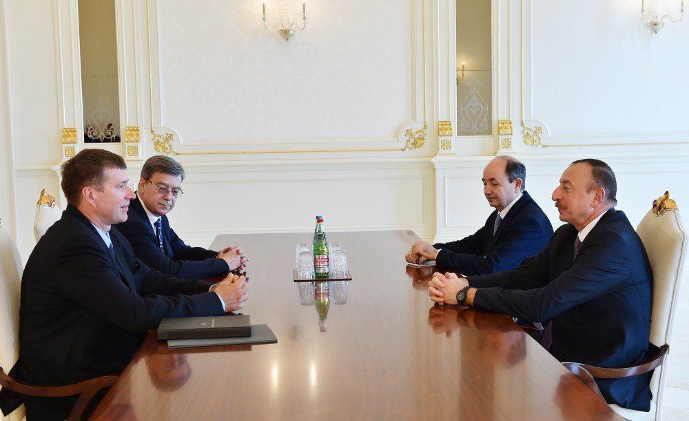 President Aliyev receives Russian justice minister