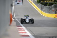 Hamilton continues to dominate F1 First Practice Session in Baku (PHOTO,VIDEO)