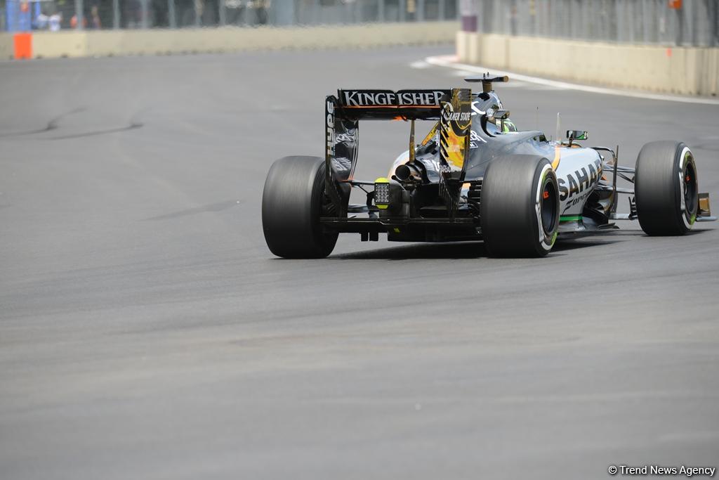 Hamilton delivers best time at F1 second practice session in Baku