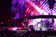 Enrique Iglesias performs in Baku as part of F1 Grand Prix (PHOTO)