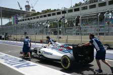 F1 technical staff in Baku conducting pre-racing tests (PHOTO)