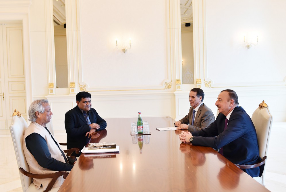 President Aliyev receives Nobel Peace Prize winner Muhammad Yunus (PHOTO)
