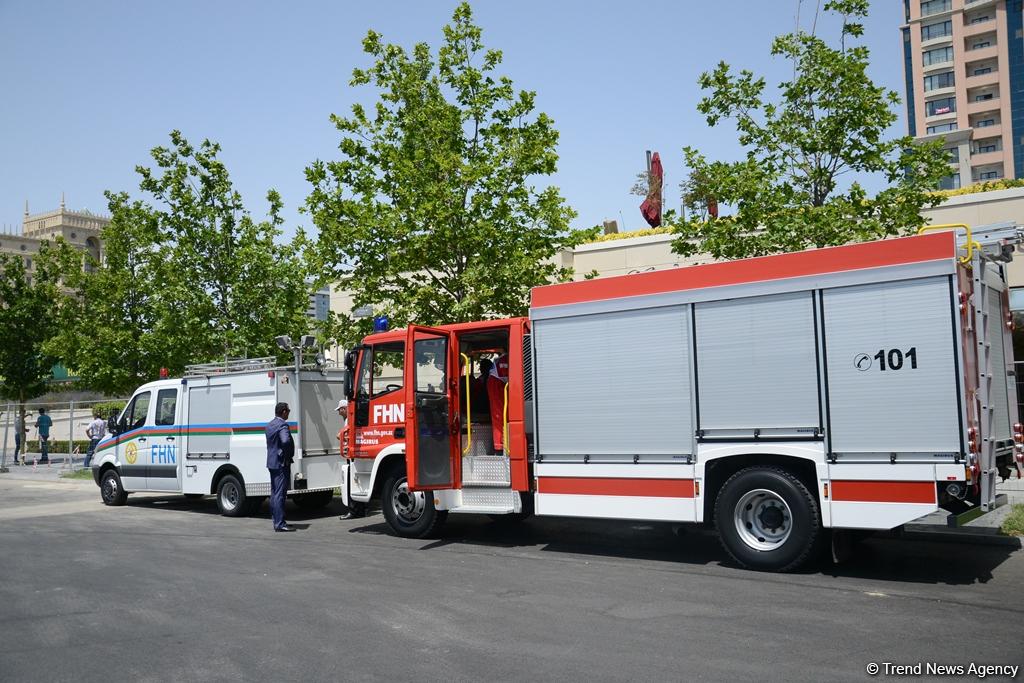 F1 technical staff in Baku conducting pre-racing tests (PHOTO)