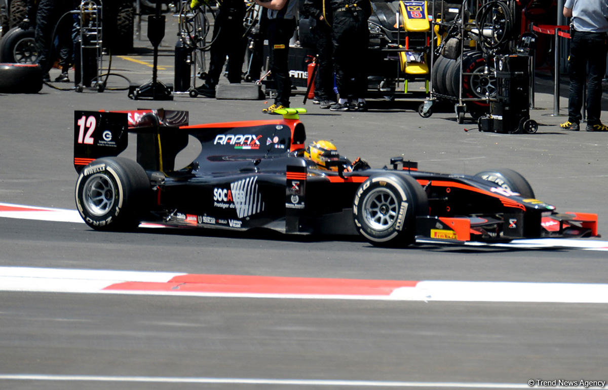 GP2 First Race kicks off in Baku (PHOTO)