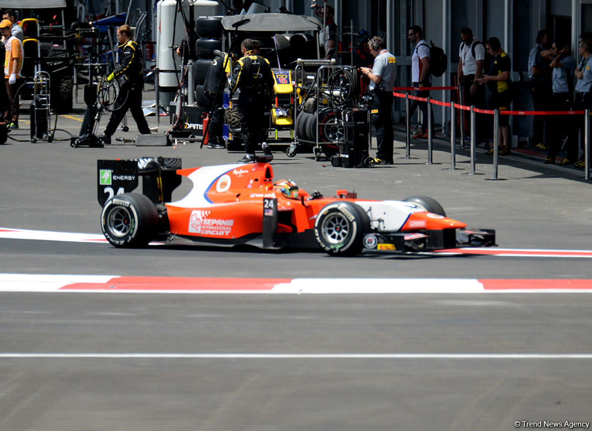 GP2 First Race kicks off in Baku (PHOTO)