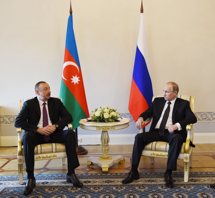Ilham Aliyev meets Vladimir Putin in St. Petersburg (PHOTO)