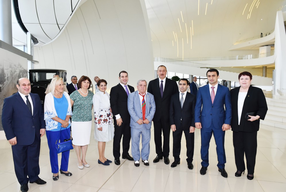 Azerbaijani president attends see-off ceremony for athletes competing at Rio Olympics (PHOTO)
