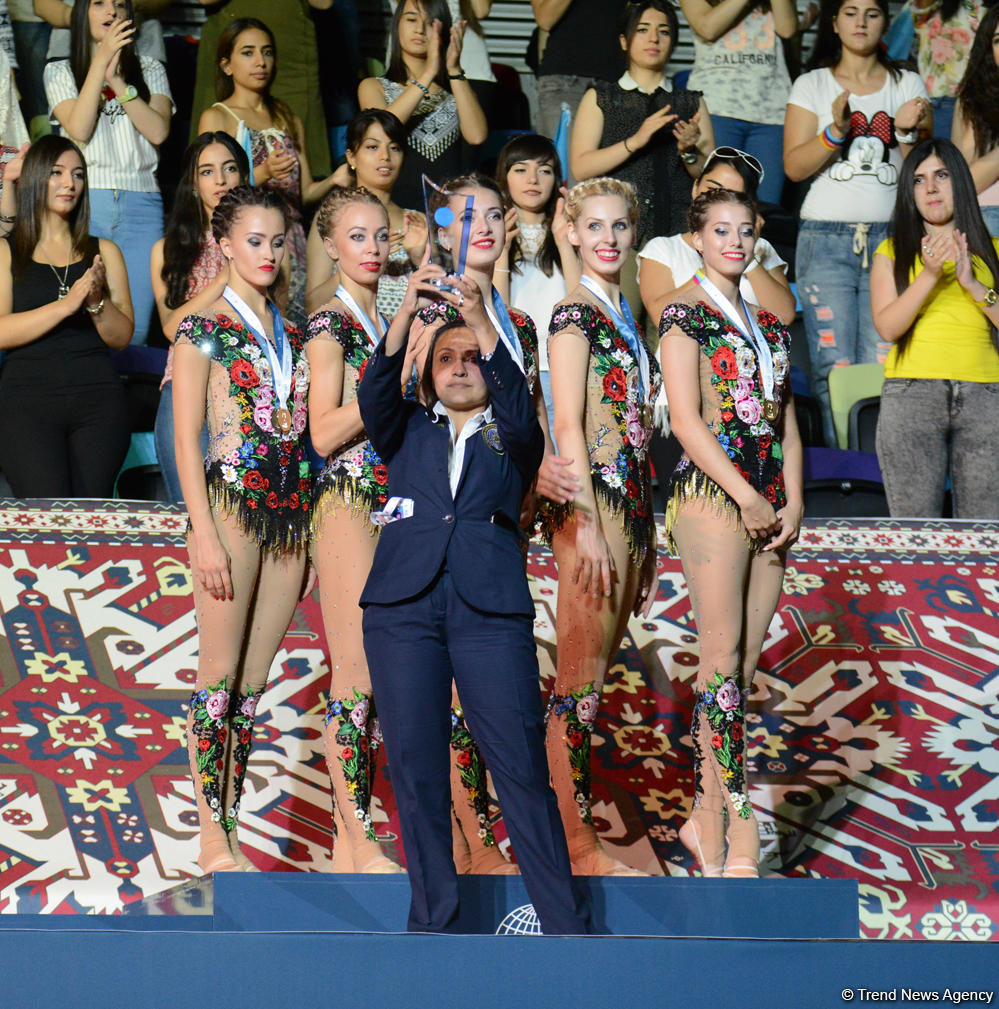 FIG World Cup in Baku: Winners in group exercises awarded (PHOTO)