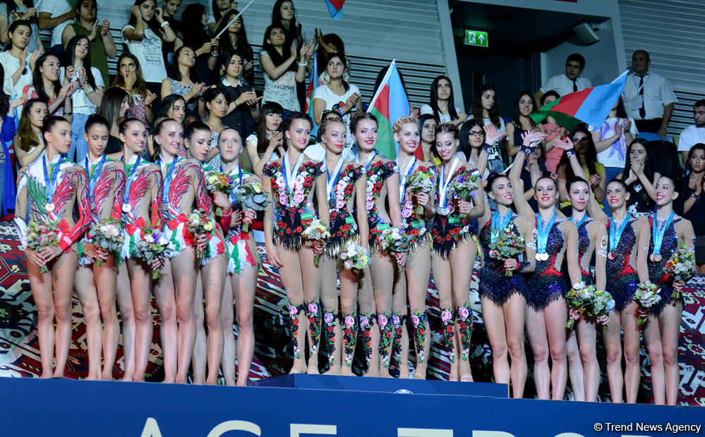 FIG World Cup in Baku: Winners in group exercises awarded (PHOTO)