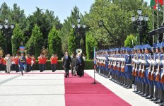Official welcoming ceremony held in Baku for Iranian president