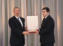 Ilham Aliyev, his spouse meet Azerbaijani Olympians