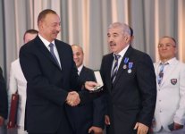 Ilham Aliyev, his spouse meet Azerbaijani Olympians
