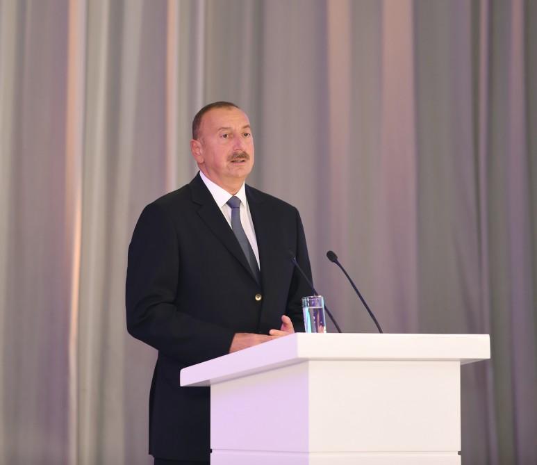 Ilham Aliyev, his spouse meet Azerbaijani Olympians