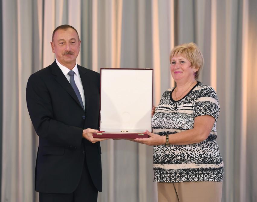 Ilham Aliyev, his spouse meet Azerbaijani Olympians