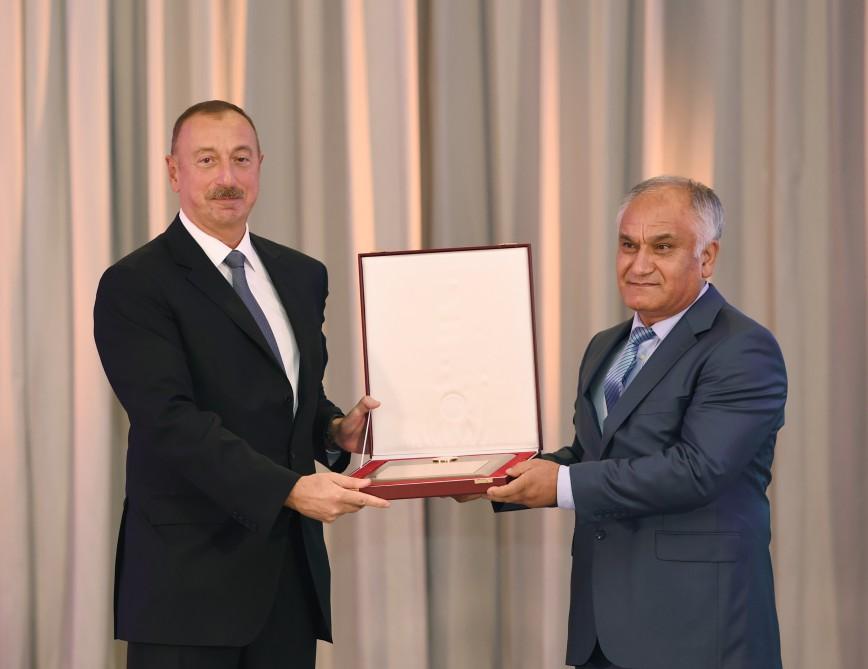 Ilham Aliyev, his spouse meet Azerbaijani Olympians