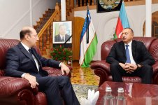 President Ilham Aliyev visits Uzbek embassy in Baku (PHOTO)