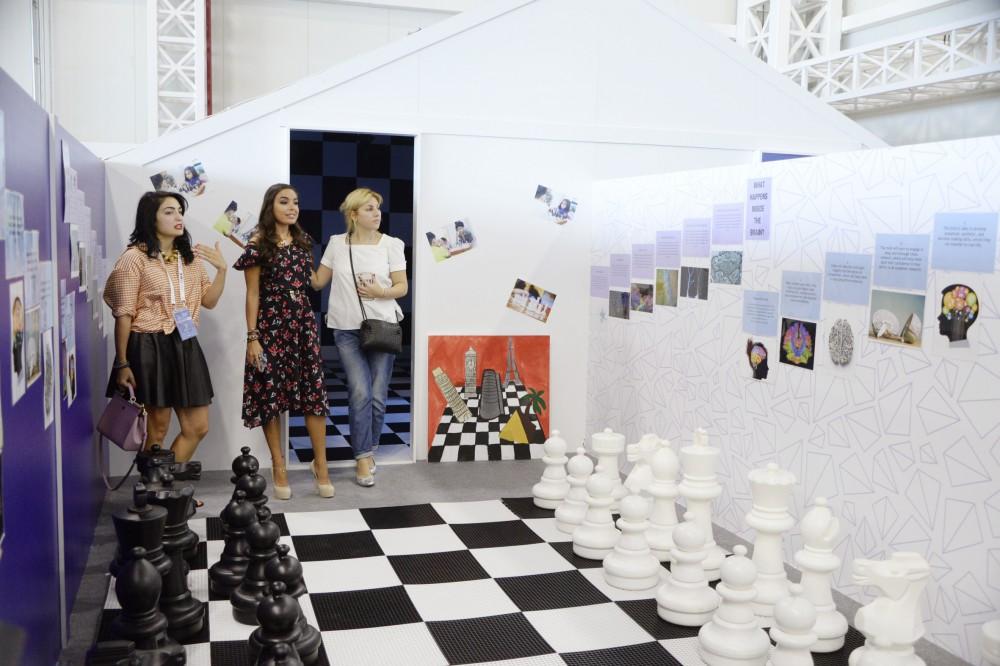 Leyla Aliyeva visits Baku Chess Olympiad (PHOTO)