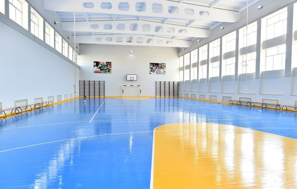 Ilham Aliyev views new education block of school in Baku (PHOTO) 
