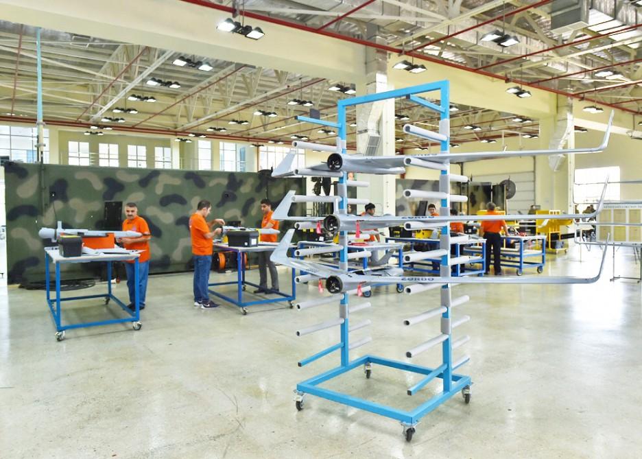Ilham Aliyev attends Zarba UAVs presentation (PHOTO)