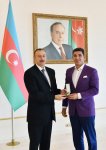 Ilham Aliyev meets Azerbaijani Paralympians (PHOTO)