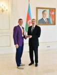 Ilham Aliyev meets Azerbaijani Paralympians (PHOTO)