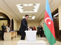 Ilham Aliyev, his spouse vote at constitutional referendum