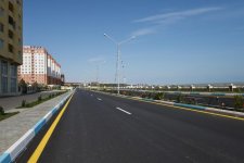 Ilham Aliyev views newly renovated Sahil Street in Sumgayit (PHOTO)