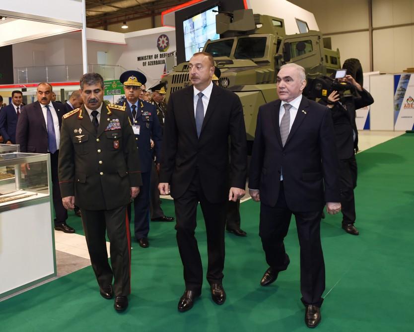Ilham Aliyev views ADEX 2016 exhibition  (PHOTO)