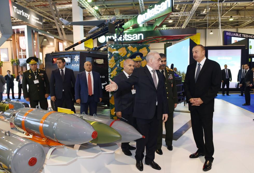 Ilham Aliyev views ADEX 2016 exhibition  (PHOTO)