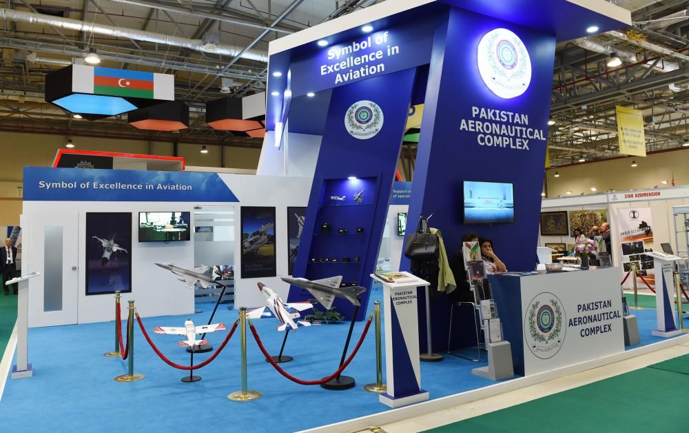 Ilham Aliyev views ADEX 2016 exhibition  (PHOTO)