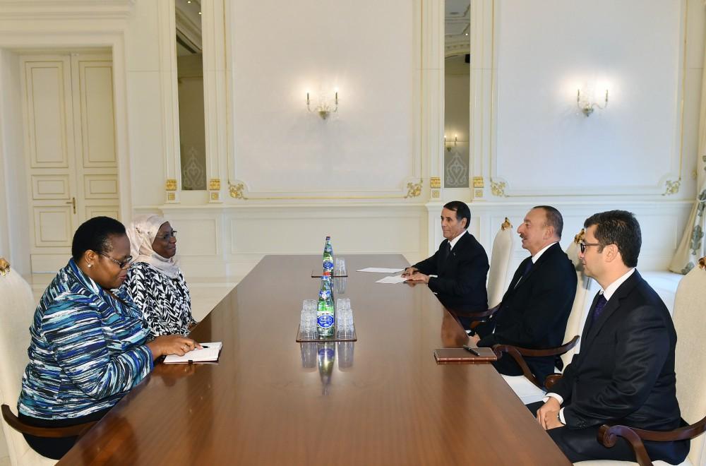 Ilham Aliyev receives African Union commissioner (PHOTO)