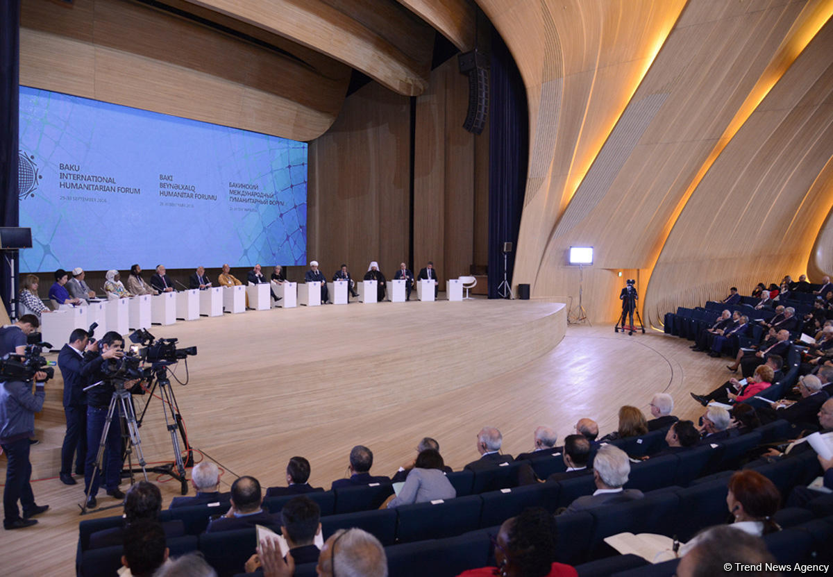 Baku Forum underway at Heydar Aliyev Center (PHOTO)