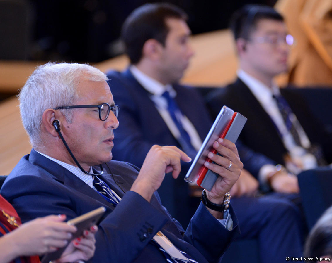 Baku Forum underway at Heydar Aliyev Center (PHOTO)