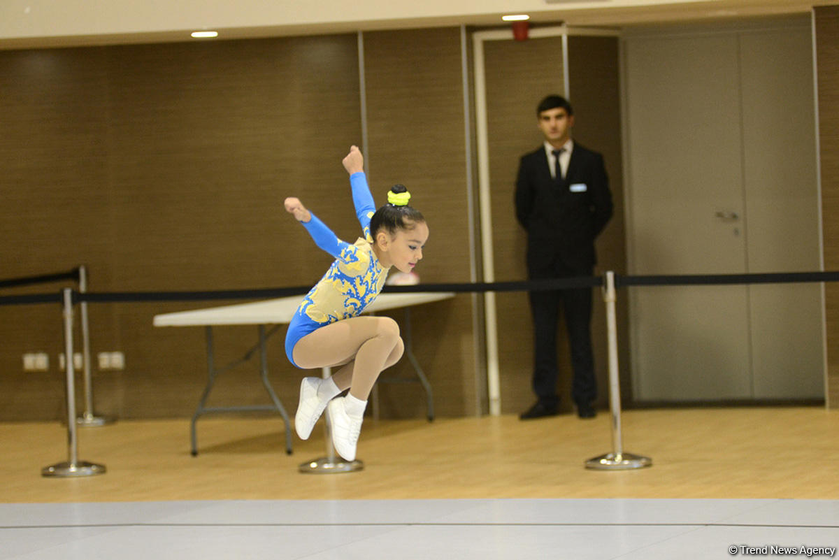 Aerobic gymnastics championship underway in Baku (PHOTO)