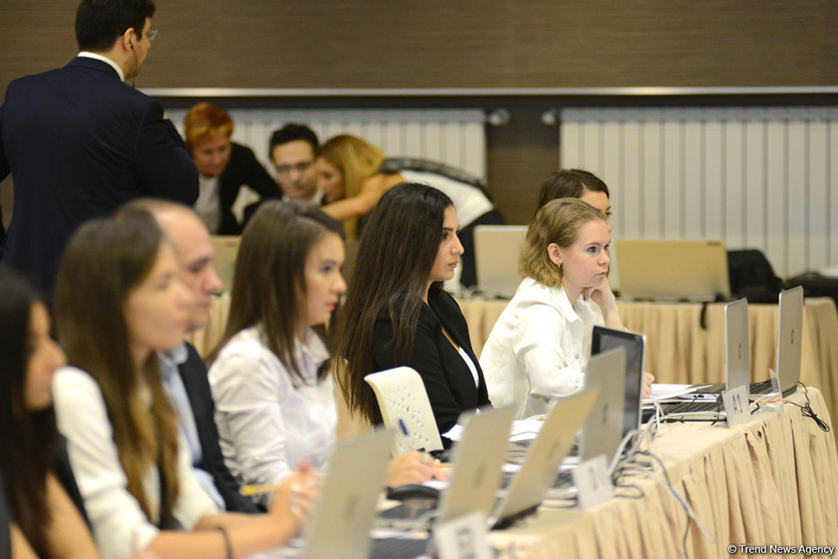 Aerobic gymnastics championship underway in Baku (PHOTO)