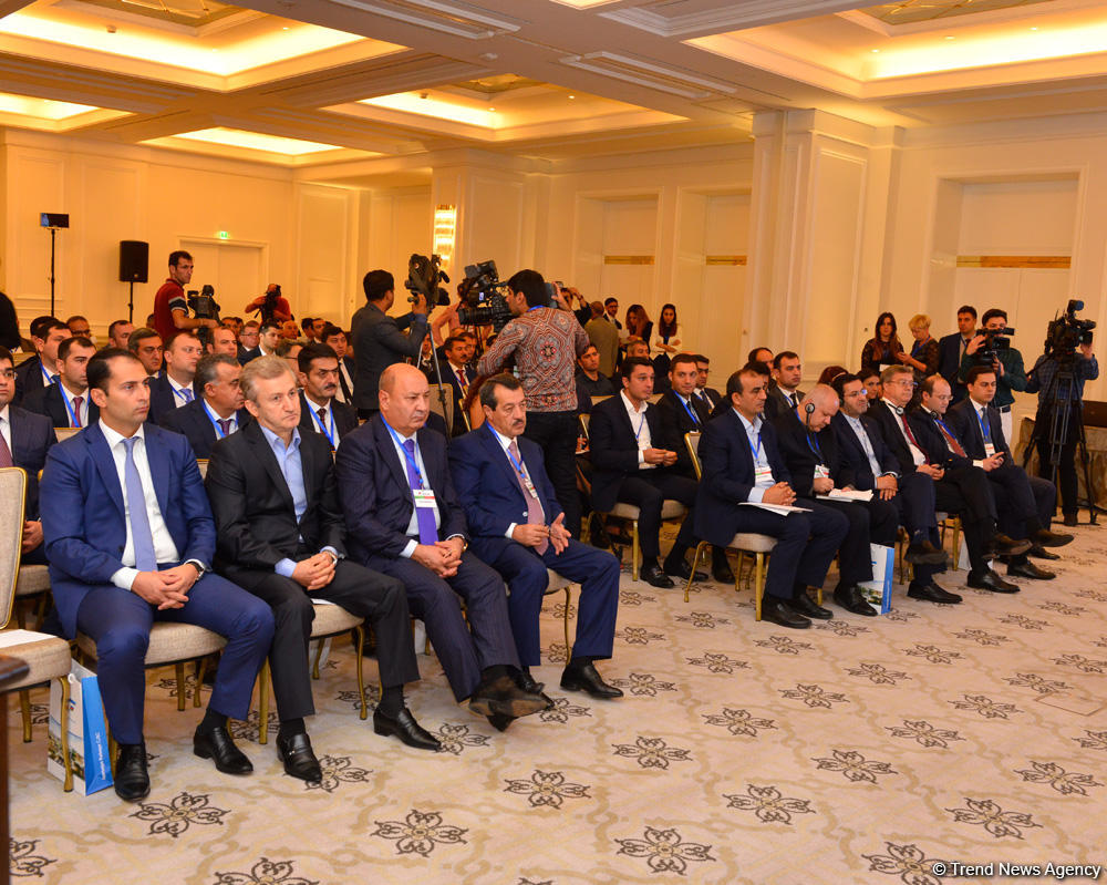 AzRusTrans signs first agreement with Azerbaijan Railways   (PHOTO)