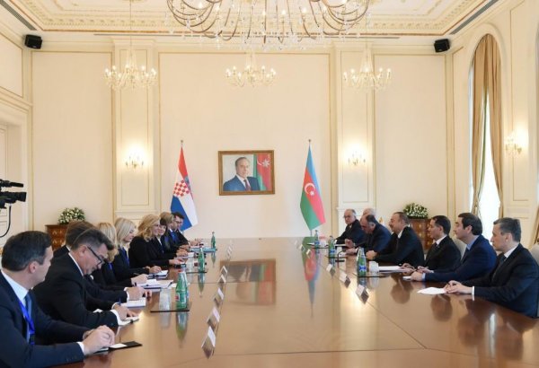Grabar-Kitarovic talks Baku-Zagreb co-op in economy, trade