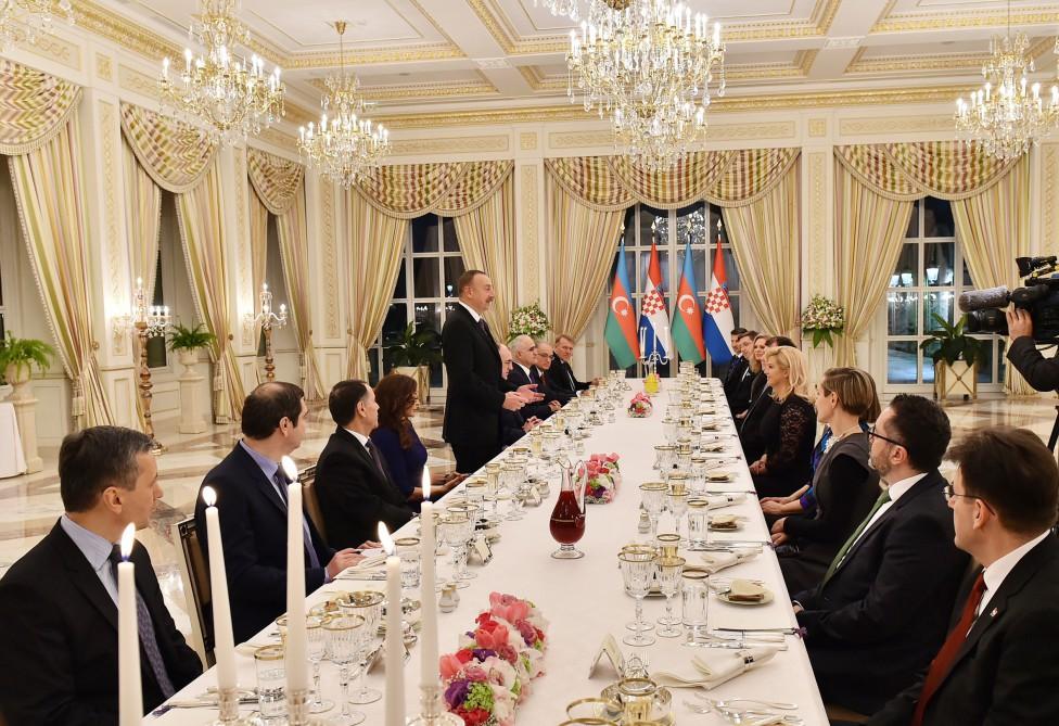 Official reception hosted in Baku in honor of Croatian president