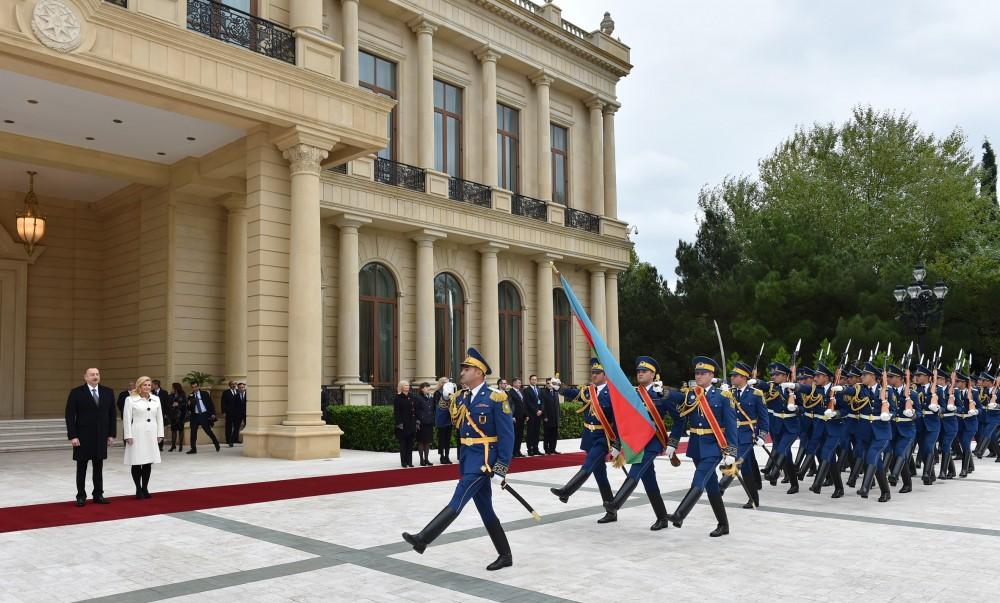 Official welcoming ceremony held for Croatian president in Baku (PHOTO)