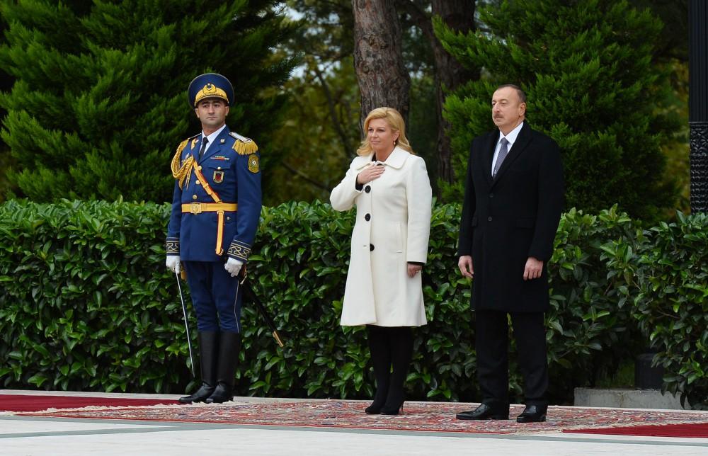 Official welcoming ceremony held for Croatian president in Baku (PHOTO)