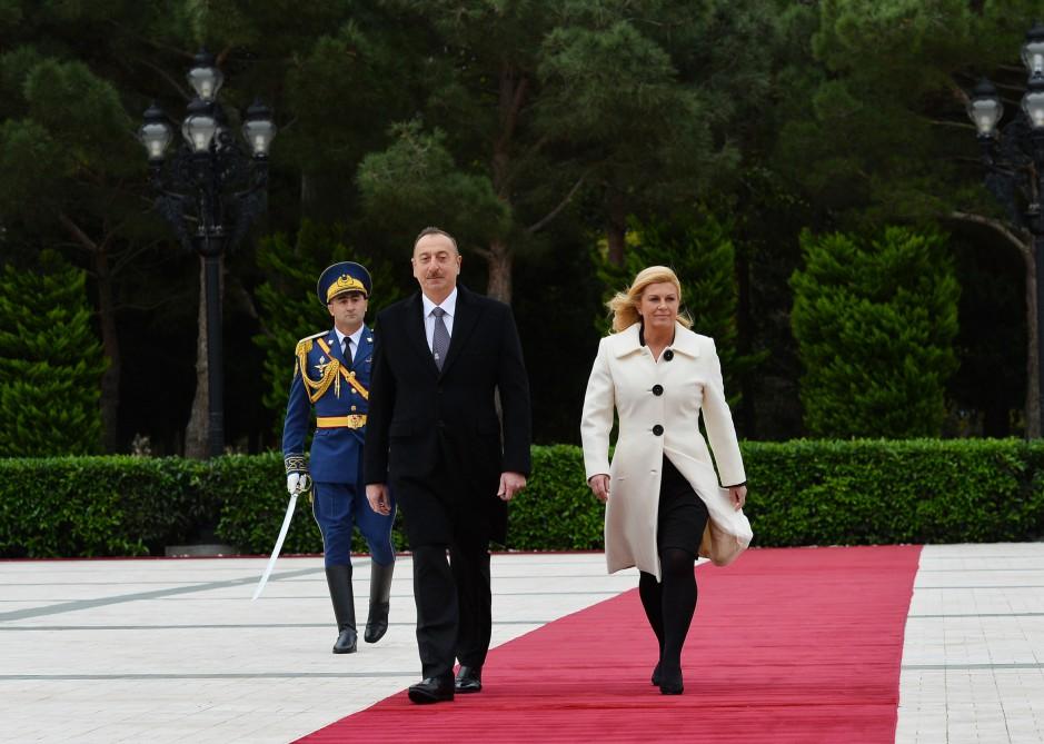 Official welcoming ceremony held for Croatian president in Baku (PHOTO)