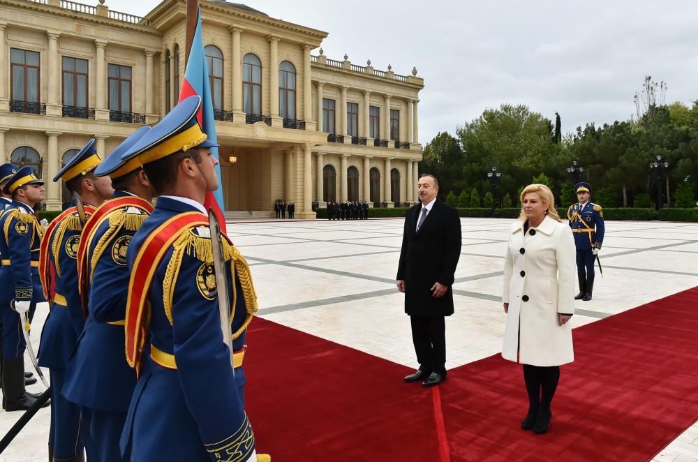Official welcoming ceremony held for Croatian president in Baku (PHOTO)