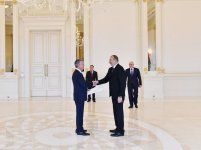 New envoys present credentials to Ilham Aliyev (PHOTO)